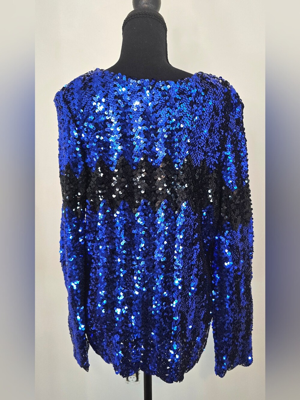 Vintage Blue Black Sequin Chevron Long Sleeve Party Cocktail Top Glam Evening